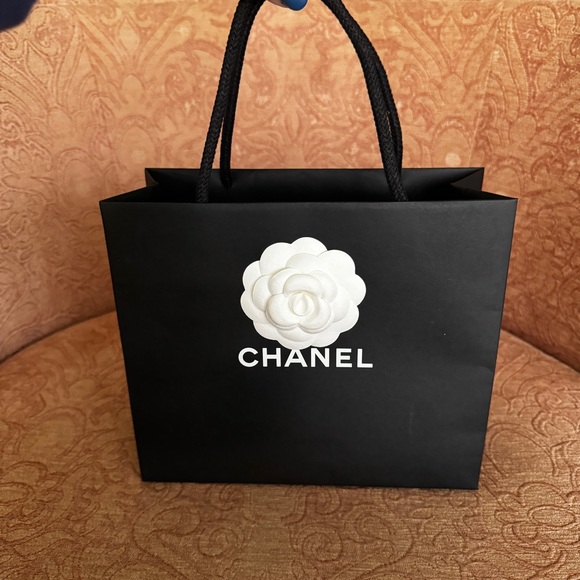 Chanel Black Camellia Gift Bag with White Ribbon and Receipt Holder - Picture 9 of 9